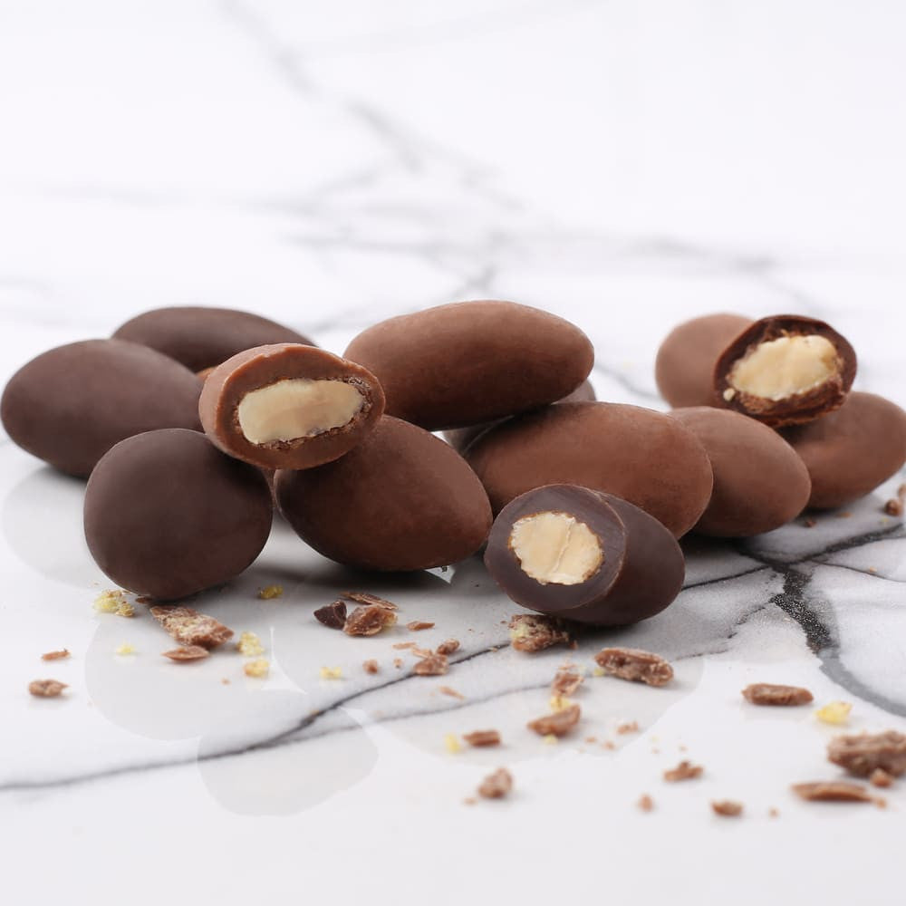Amandes enrobées de chocolat noir & lait "Caniche Tour Eiffel"