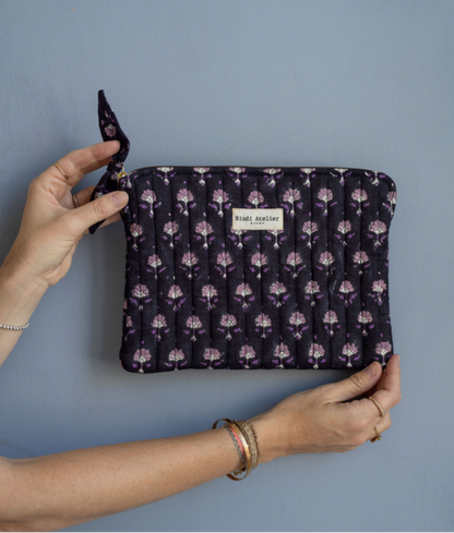 Pochette plate / Ipad - Aarti Minuit